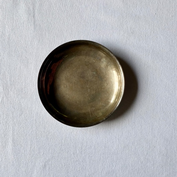 Vintage Oneida Silver Candy Nut or Coin Dish 6" Width MCM Cauldron Offering Bowl - Picture 2 of 7